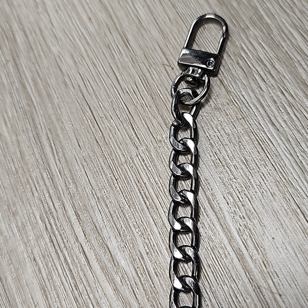 4 PC gun metal chains